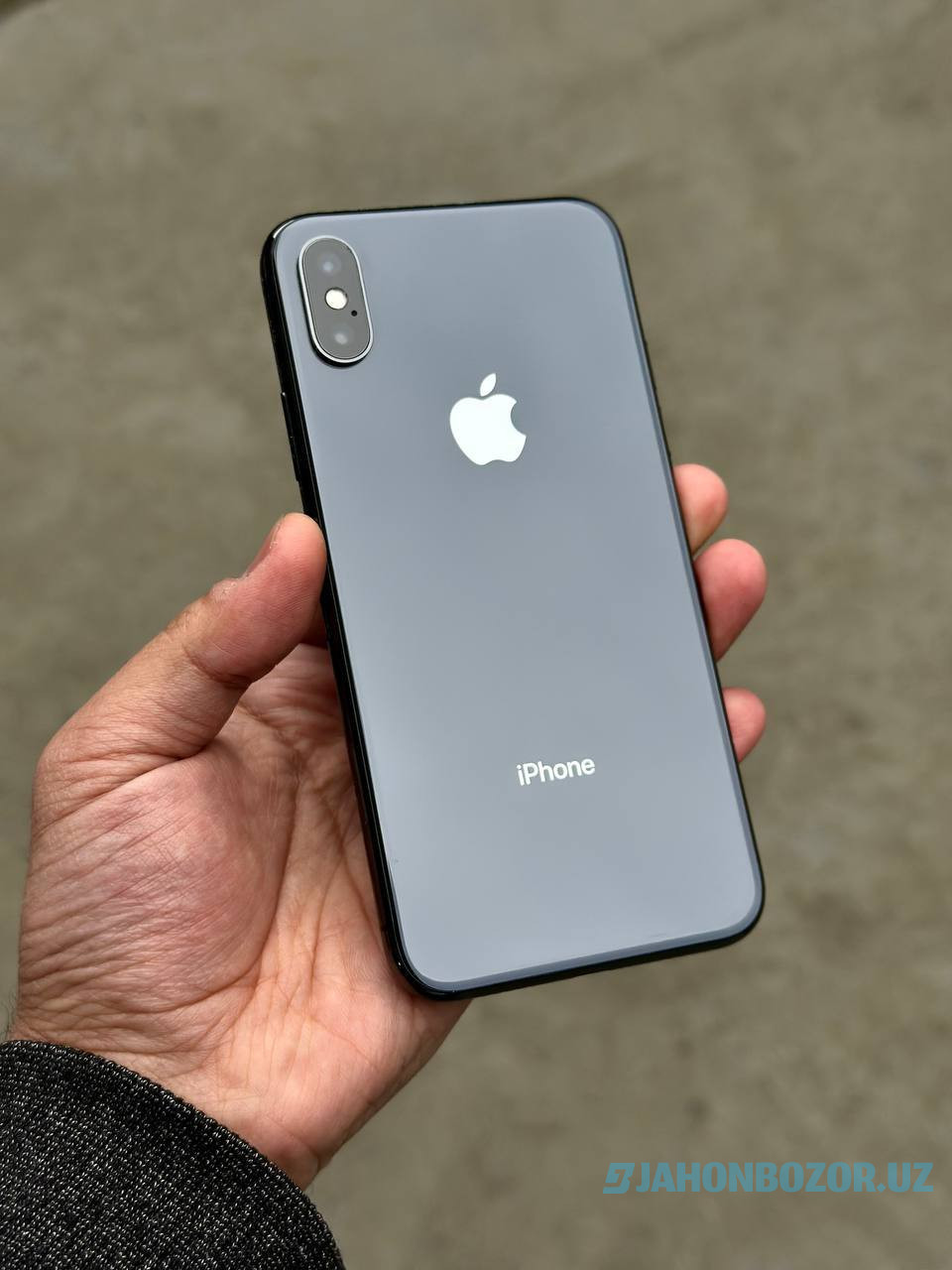 iPhone X