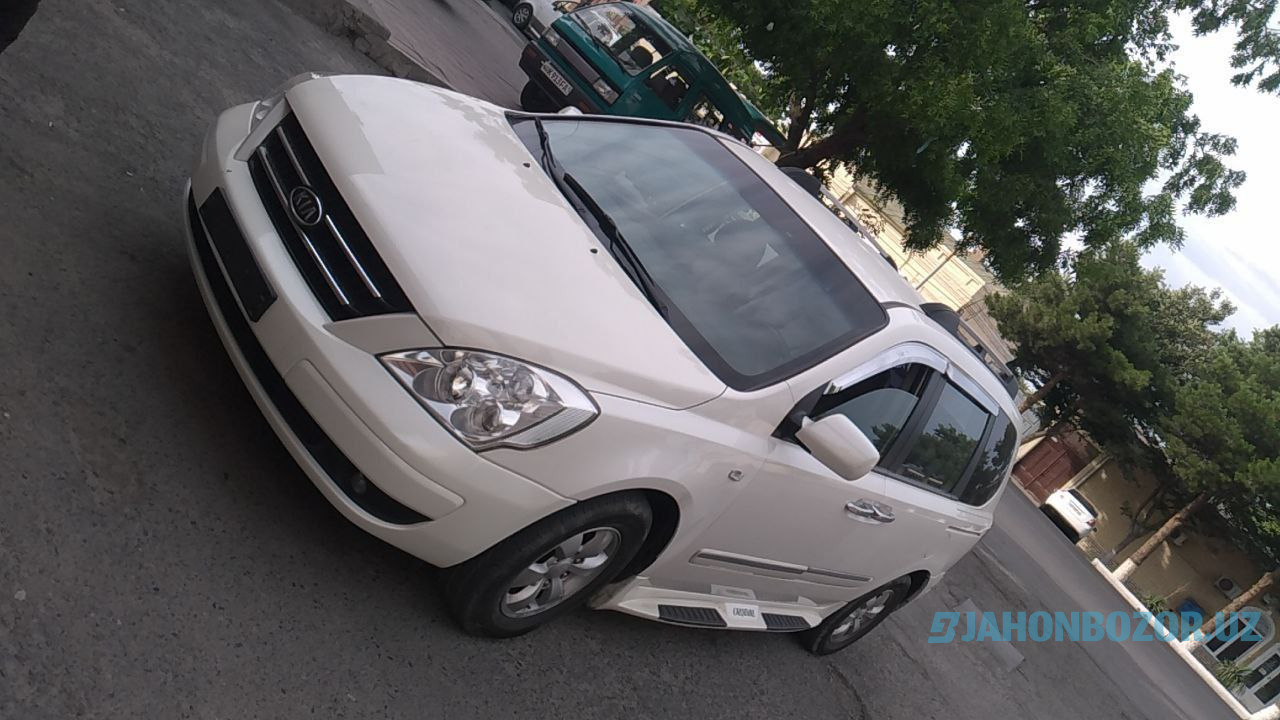 Kia carnival 2008