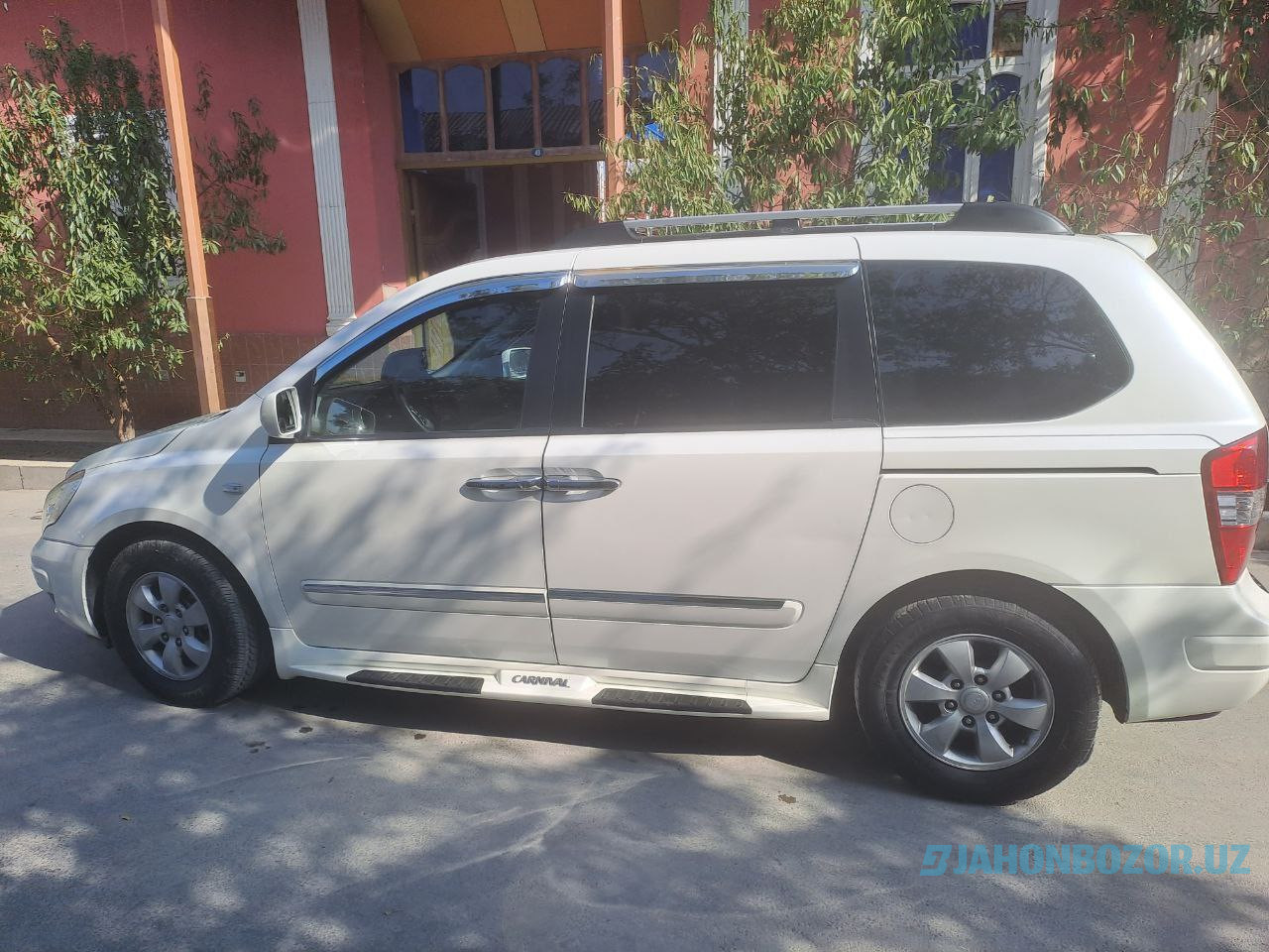 Kia carnival 2008