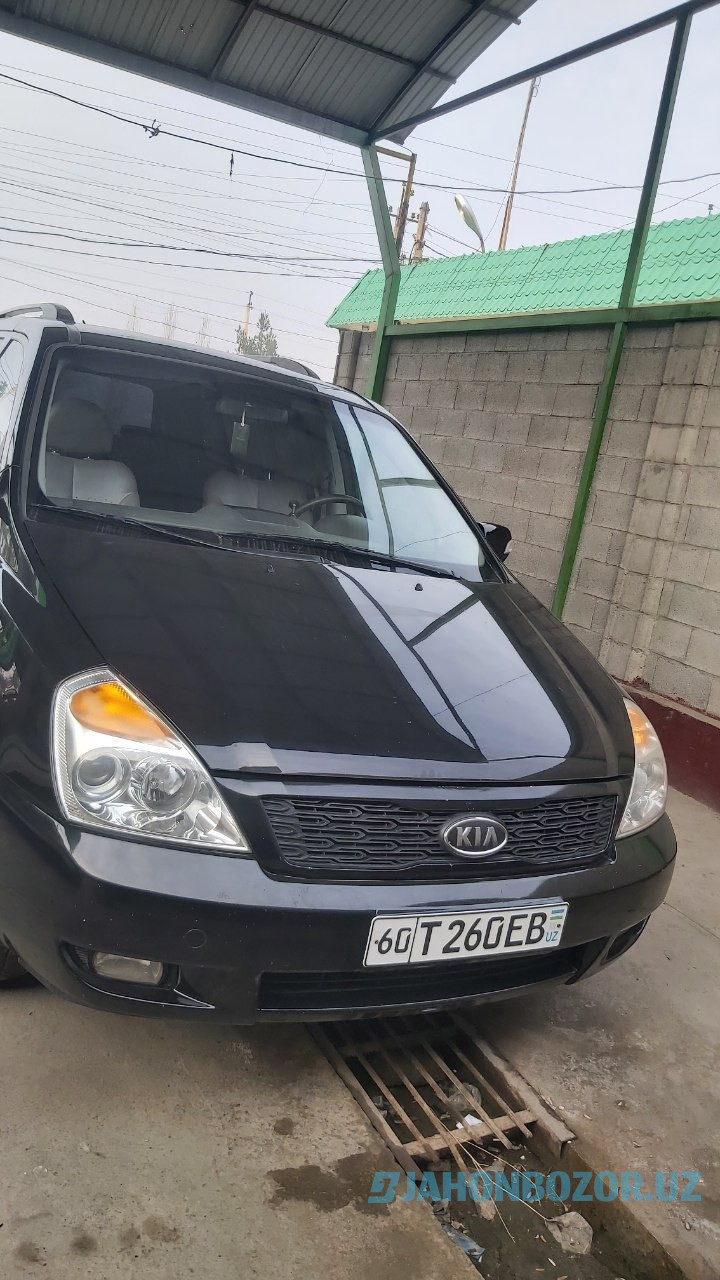 Kia Carnival uzuni