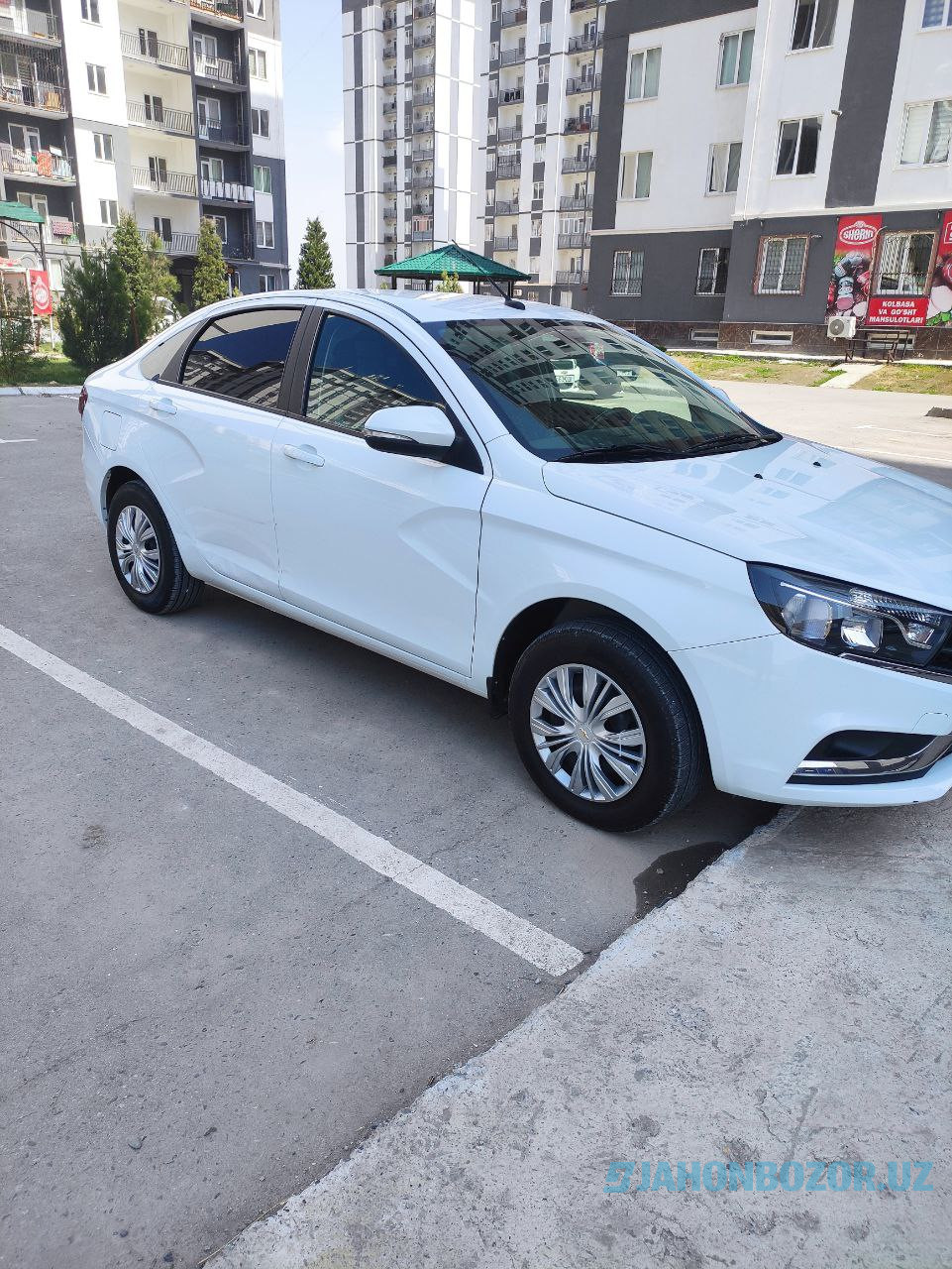 Lada Vesta