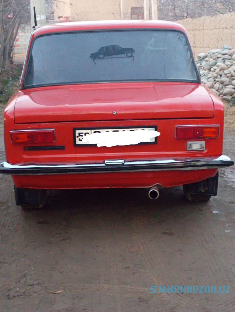 Lada 21011