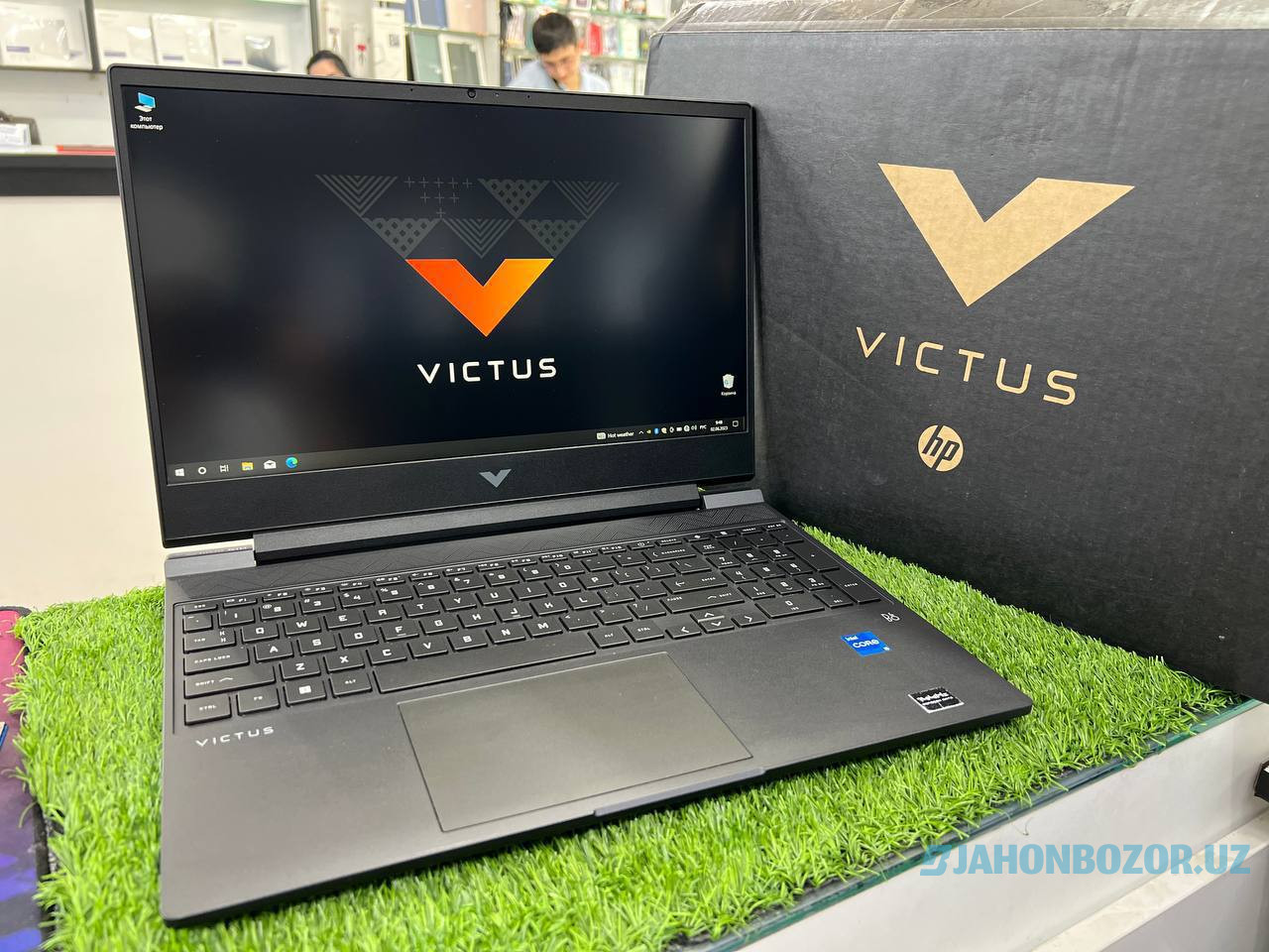 HP VICTUC gaming laptop 