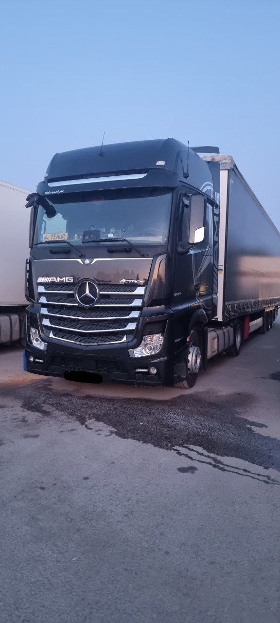 Mercedes Benz Actros Мега + KRONE прицеп