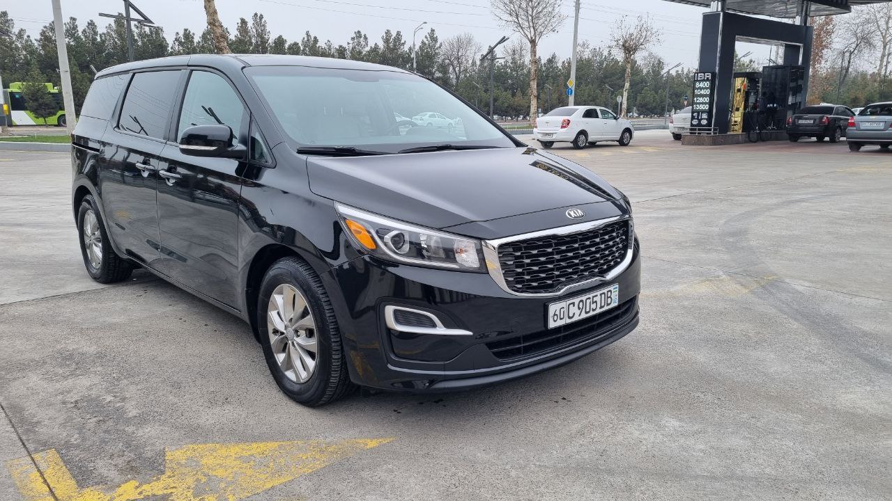 Kia carnival Sedona