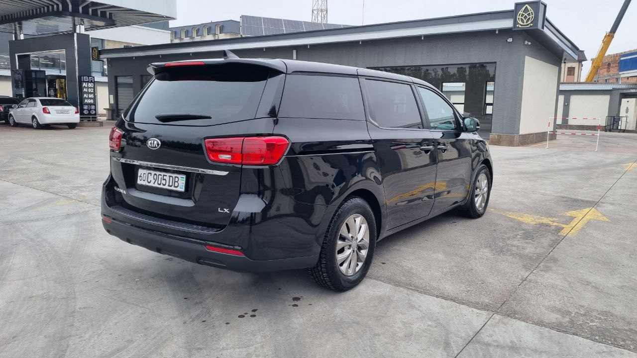 Kia carnival Sedona