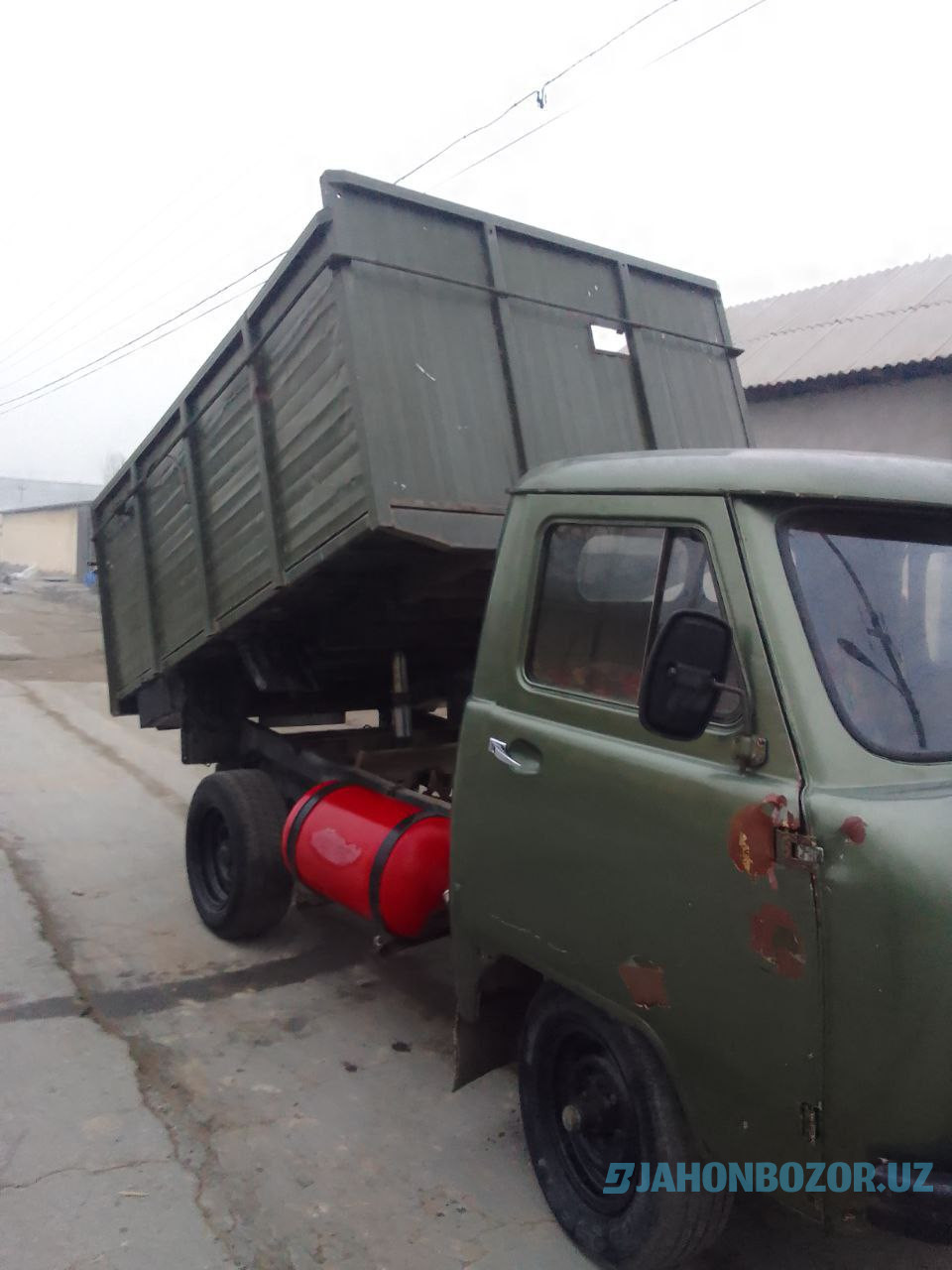 UAZ